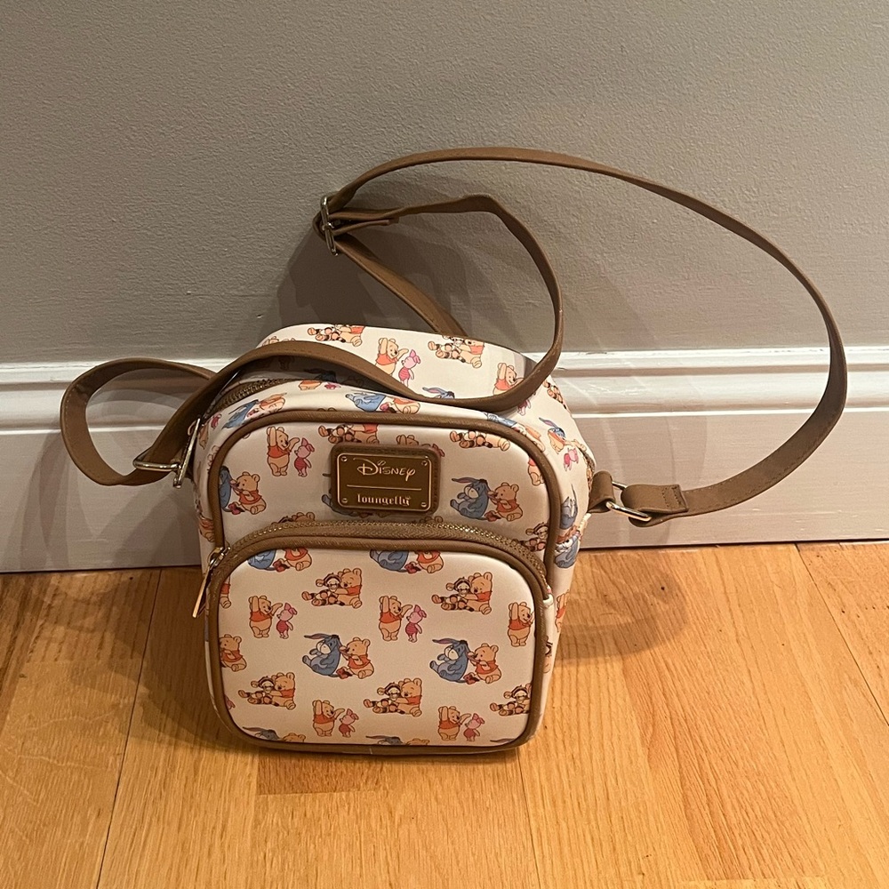 Disney Loungefly Winnie the Pooh & Friends Crossbody Bag Classic Pooh